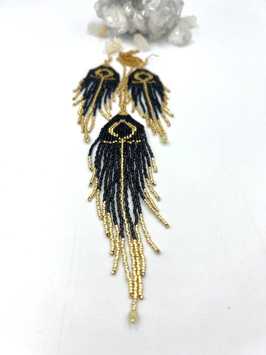 Goddess Isis-setti musta