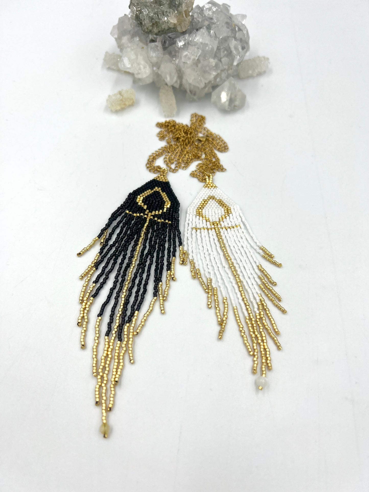 Goddess Isis- setti valkoinen