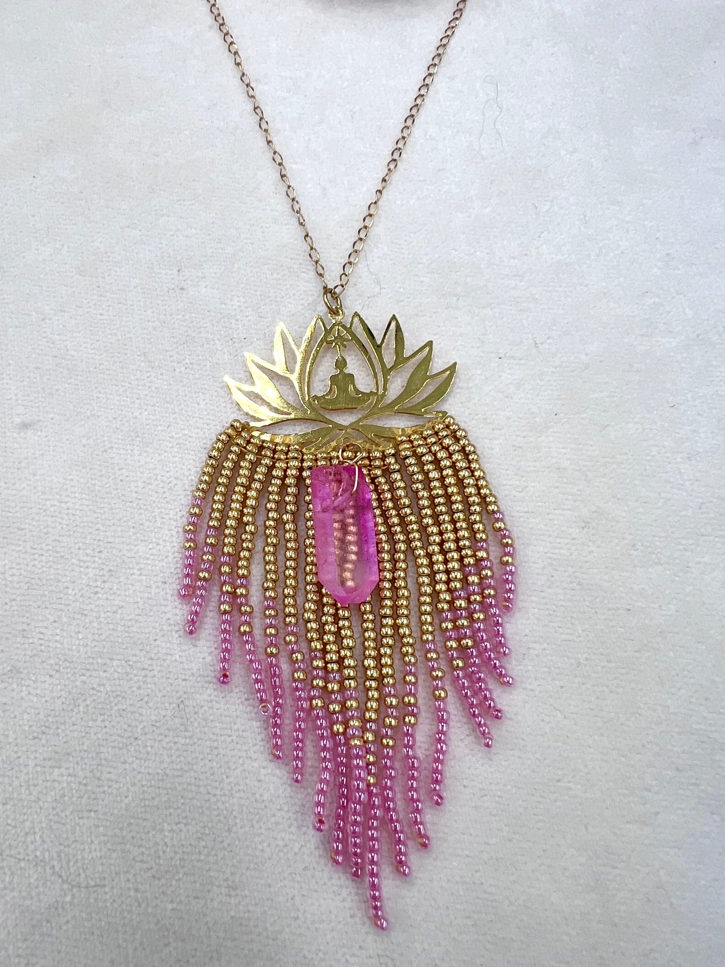Awaken your inner Lotus- pinkki